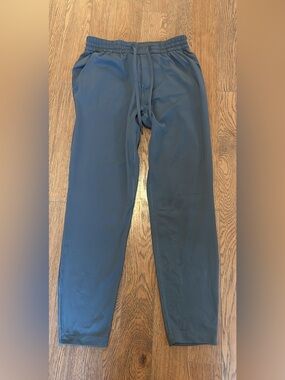 Men's lululemon joggers size small